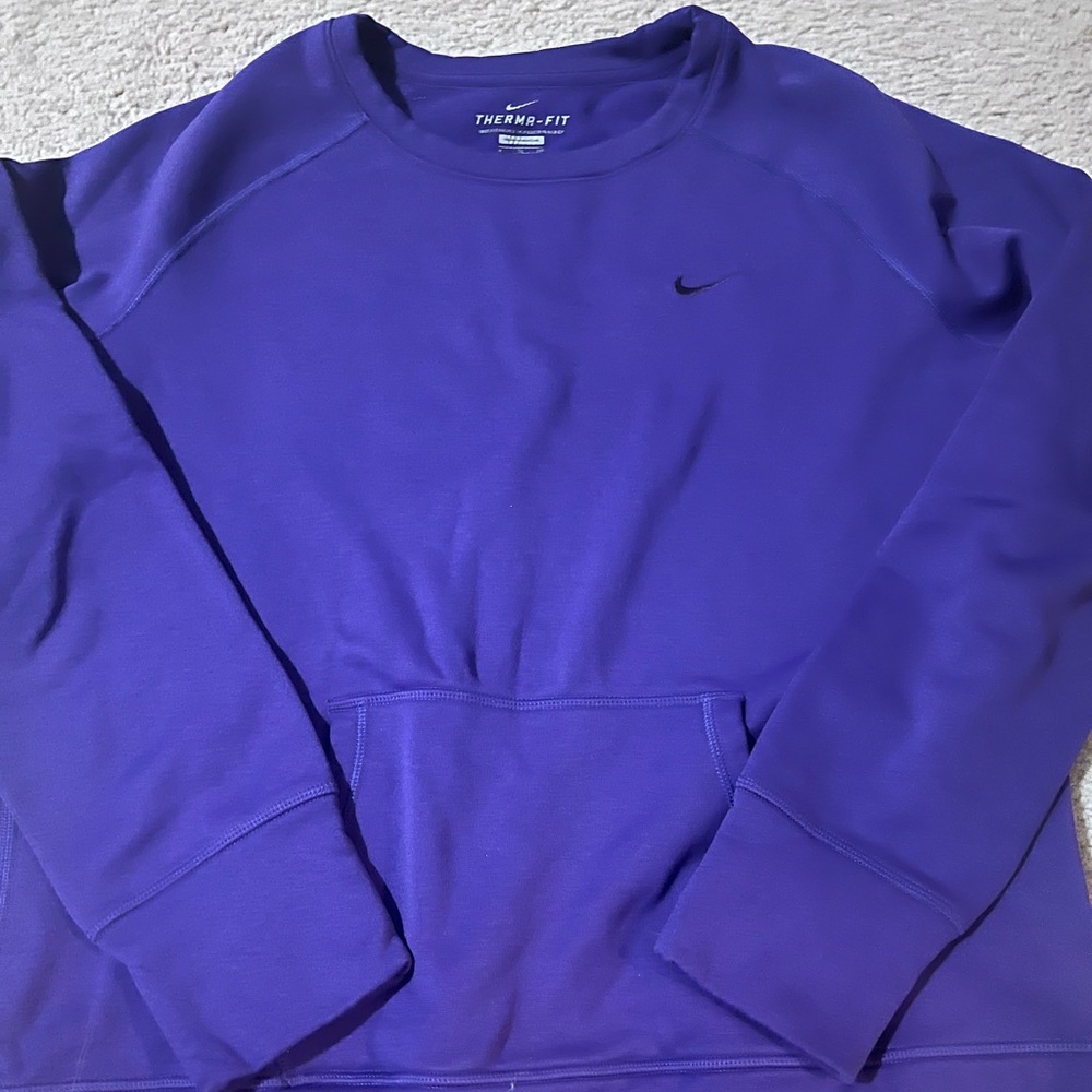 Nike therma-fit sweatshirt purple women’s X-Large